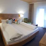 Schiff فندق ناغولد