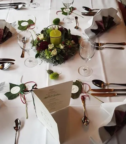 Schiff Ξενοδοχείο